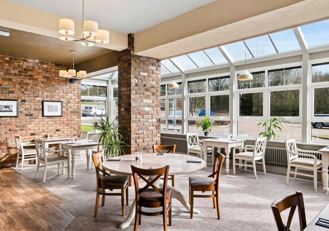 Dragonfly Hotel Colchester Kültér fotó