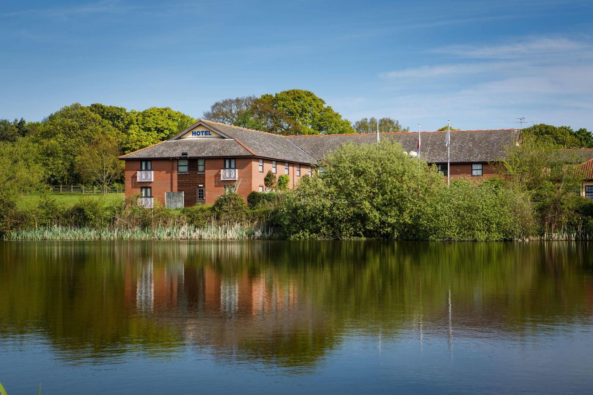 Dragonfly Hotel Colchester Kültér fotó